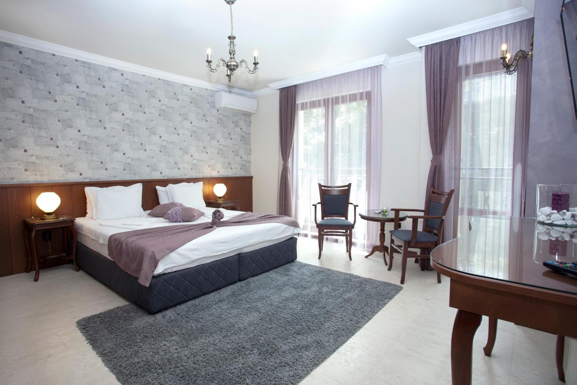 Apartemen Mon Ami In Studentski Grad Area *