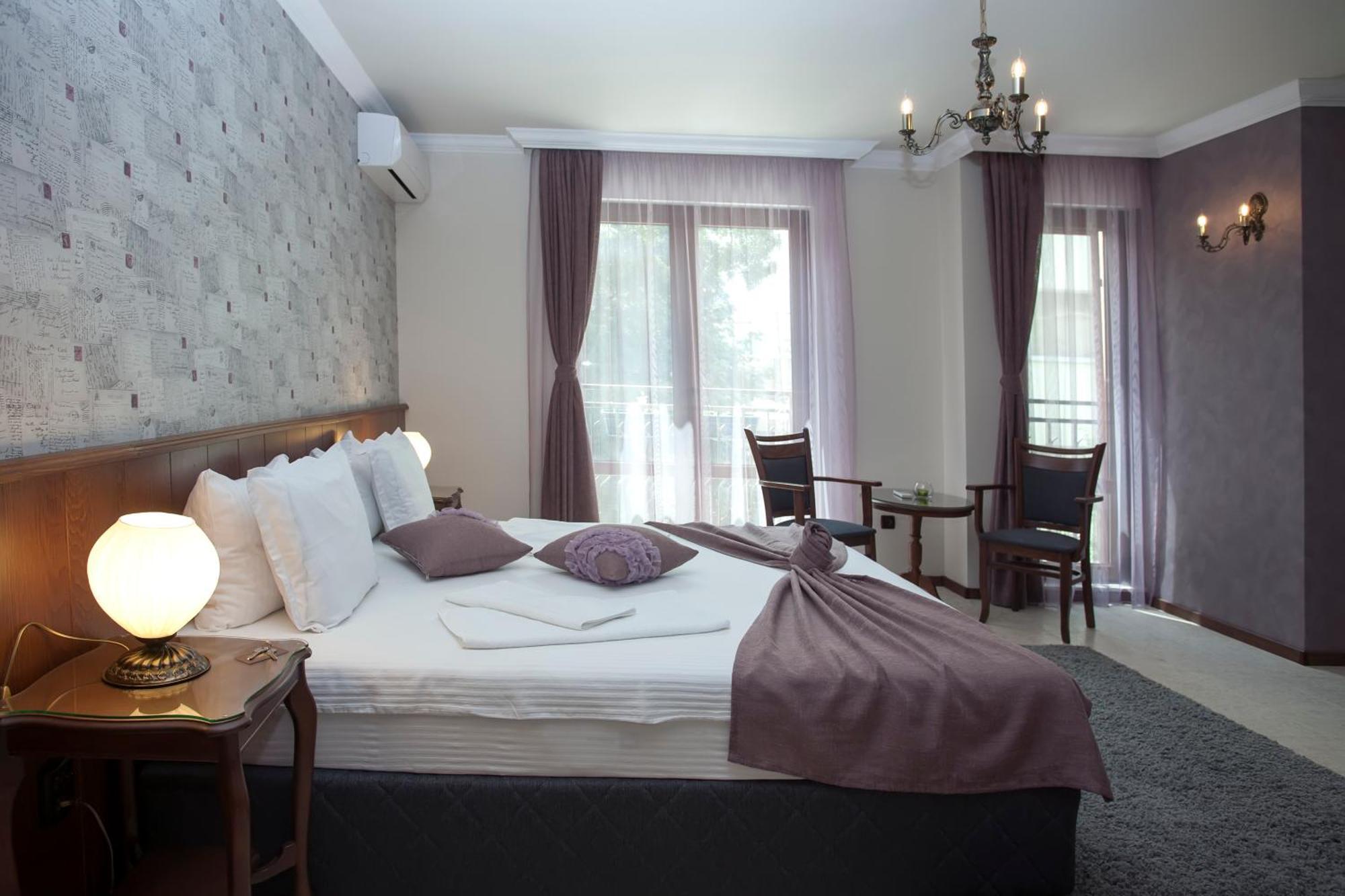 Mon Ami In Studentski Grad Area Apartemen *
