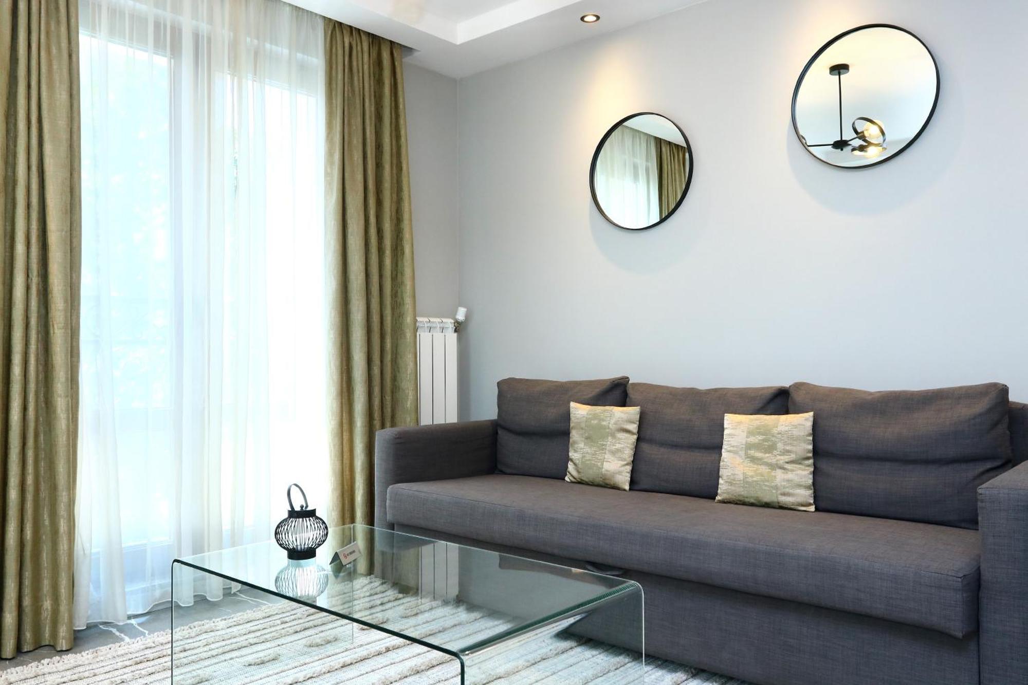 Apartemen Mon Ami In Studentski Grad Area Sofia
