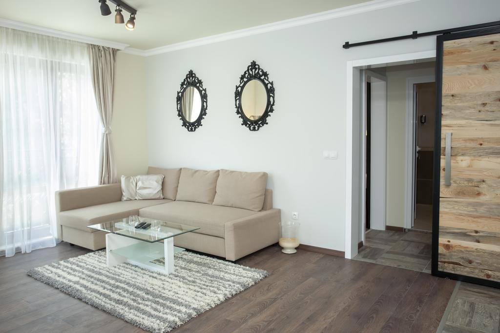Mon Ami In Studentski Grad Area Apartemen